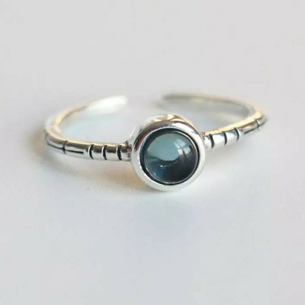 NEW 925 Sterling Silver Adjustable Blue Opal Ring - Picture 3 of 9